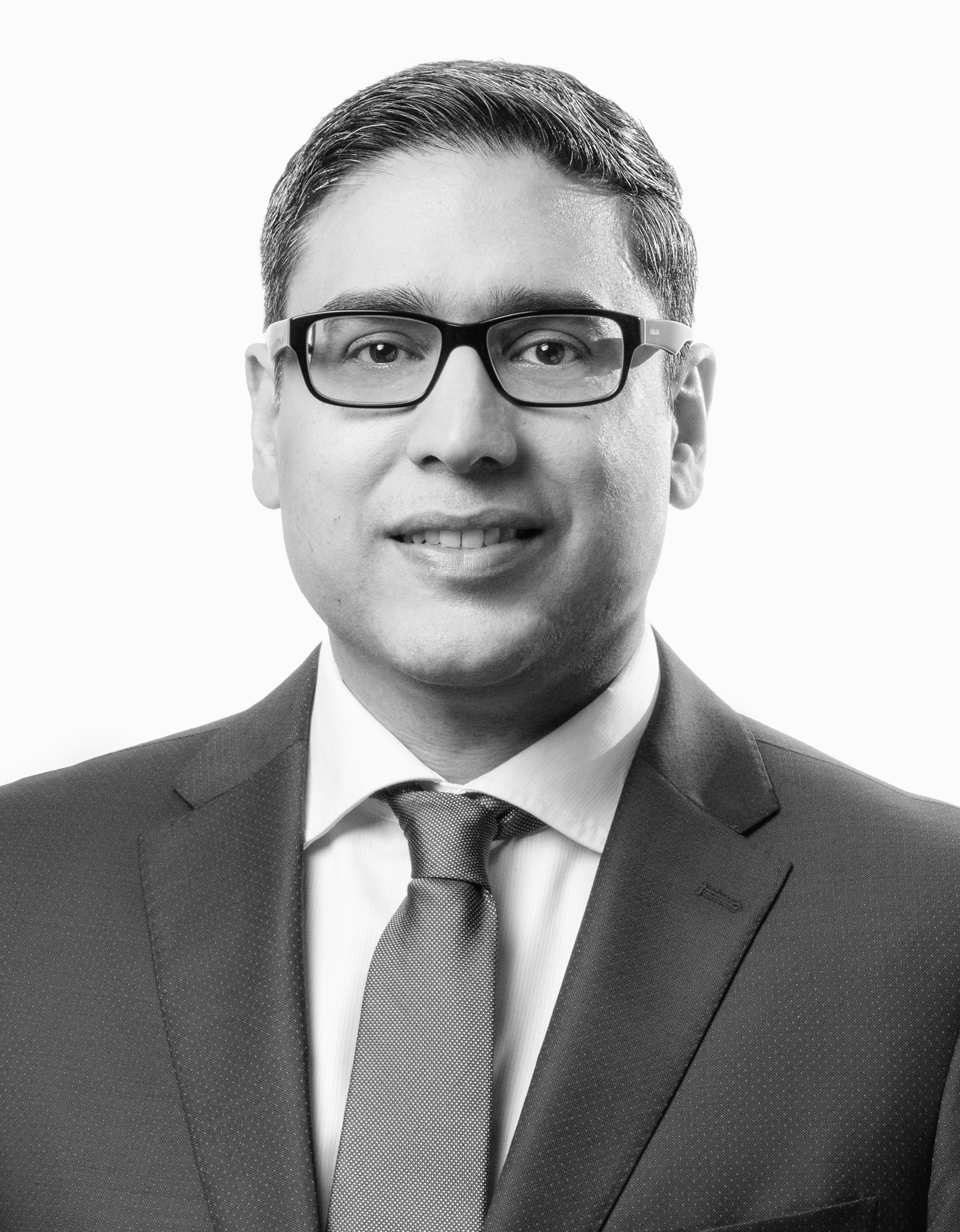 fmajeedheadshots-bwedit1x18a.jpg